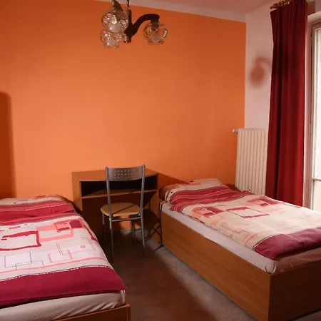 Krusnohor Hotel *